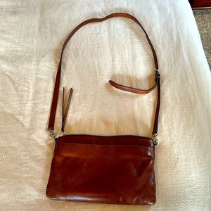Fossil brand camel/brown leather purse